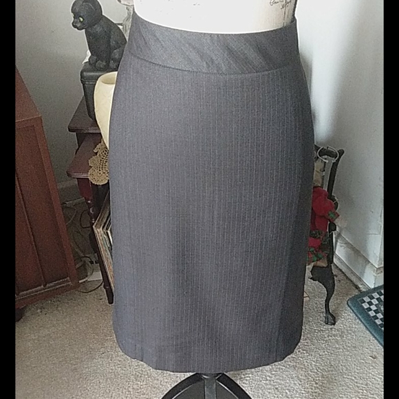 Pinstripe skirt - Picture 1 of 1